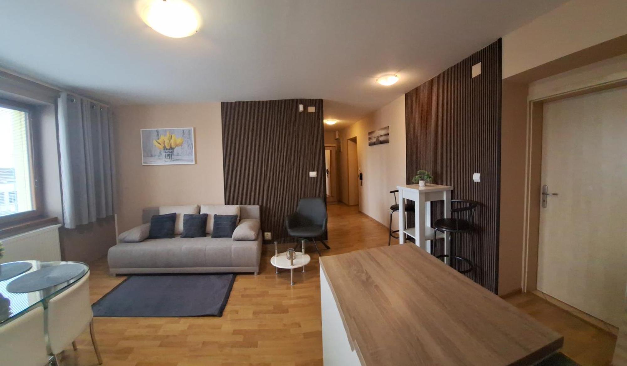 Apartman Elegance Liptovsky Mikulas Exterior photo